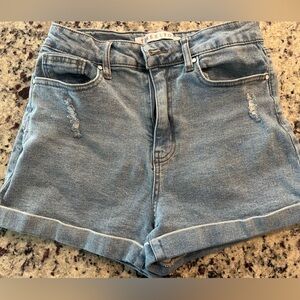 Tinseltown Jean Shorts -Size 9 - New w/o Tags